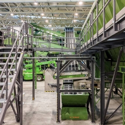 Automated line for sorting municipal waste, plastics and paper