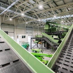 Automated line for sorting municipal waste, plastics and paper